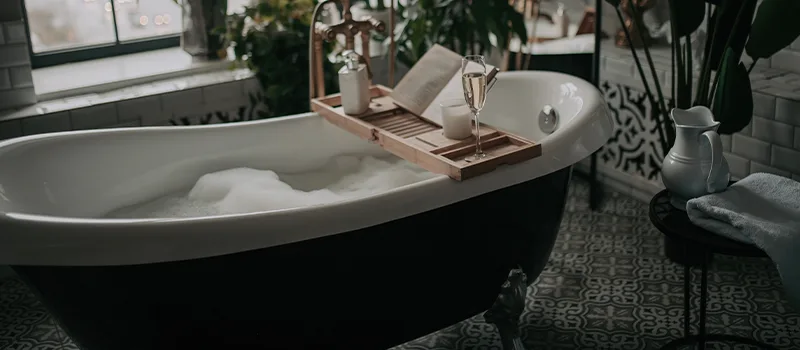 Full Bed Bathtub Replacement in Inglewood, ON